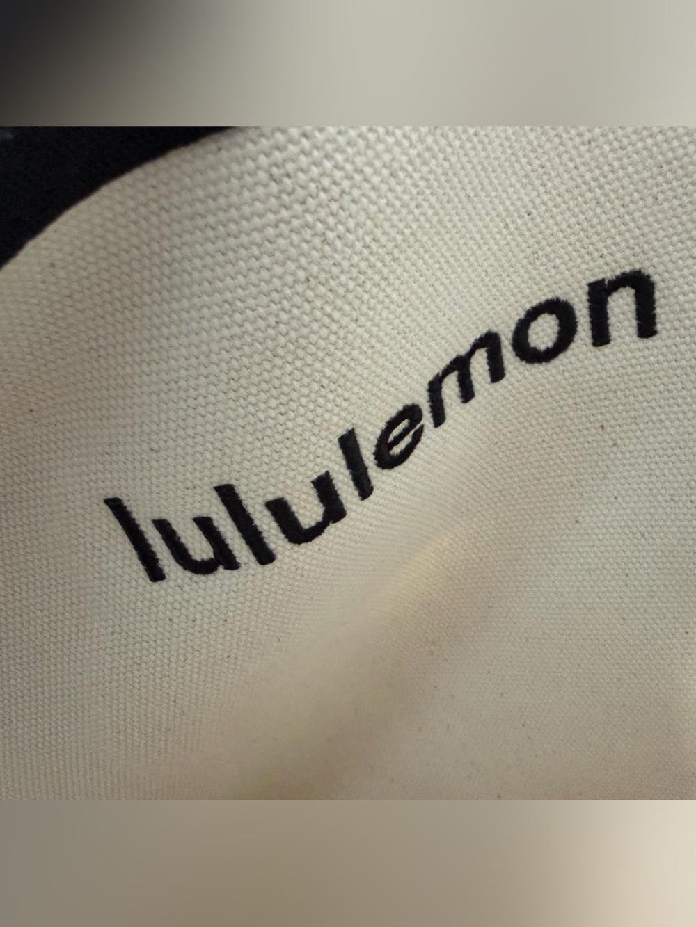Lululemon Racket Bag 19L - Picture 6 of 14